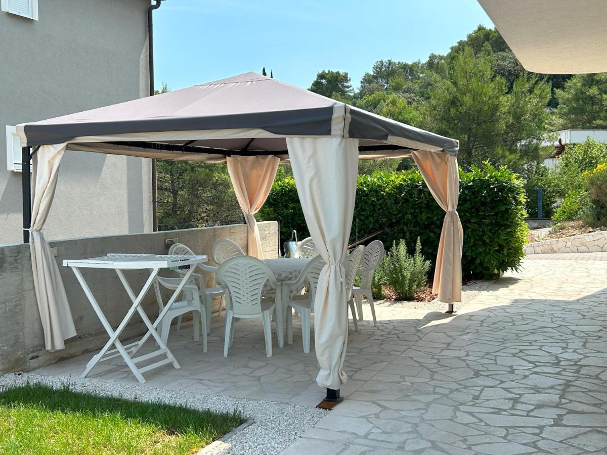 Apartments Antonella Трогир Экстерьер фото