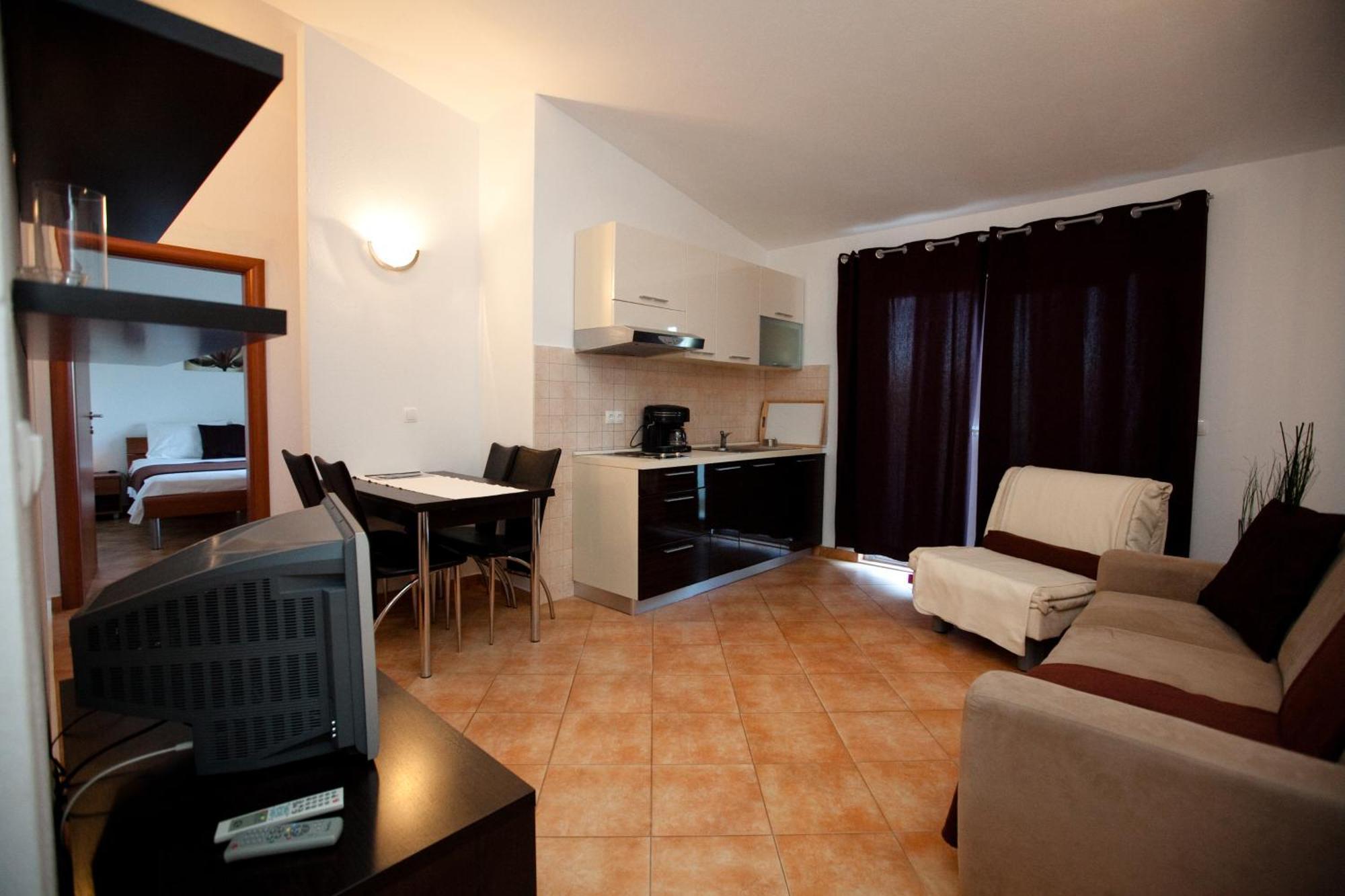 Apartments Antonella Трогир Экстерьер фото